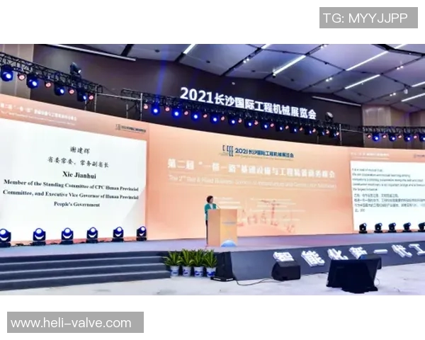 广州攀岩队团队协作的创新变革与热议探讨 广州攀岩队团队协作的创新变革与热议探讨