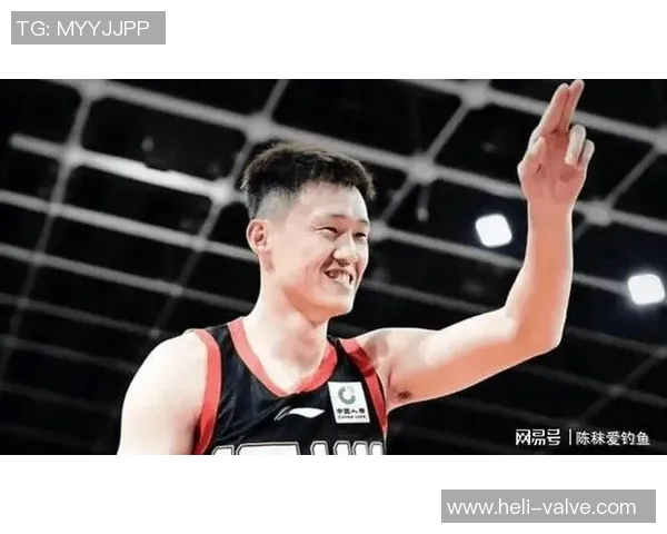 周鹏：从篮球场上的拼搏者到生活中的榜样，见证成长与坚持的力量