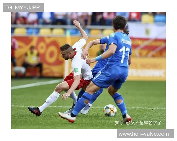 罗马尼亚与哈萨克的精彩对决揭示了足球战术与团队合作的重要性 罗马尼亚与哈萨克的精彩对决揭示了足球战术与团队合作的重要性