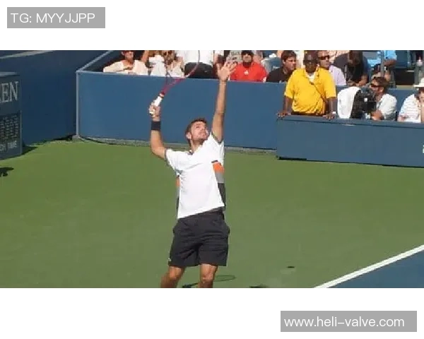 重庆网球队创下网球耐力新高运动员表现引发广泛关注与赞誉