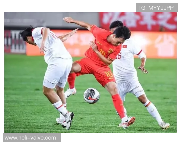 fc隆安与芹苴的激烈对决揭示了越南足球的崛起与未来发展潜力 fc隆安与芹苴的激烈对决揭示了越南足球的崛起与未来发展潜力