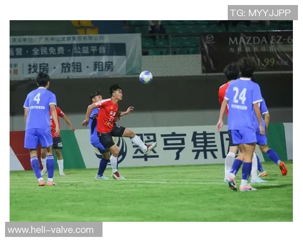 中央海岸与波斯荣光的激烈对决展现足球魅力与团队精神的巅峰较量