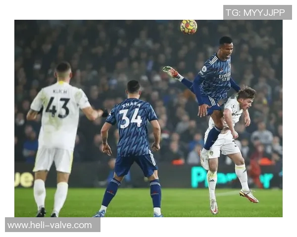 利兹联与诺丁汉森林激战正酣比赛结果揭晓精彩瞬间回顾